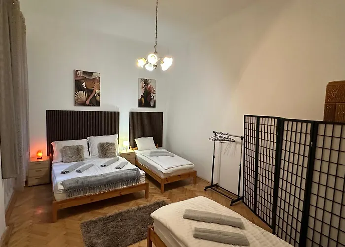 The Stylish Central Stay